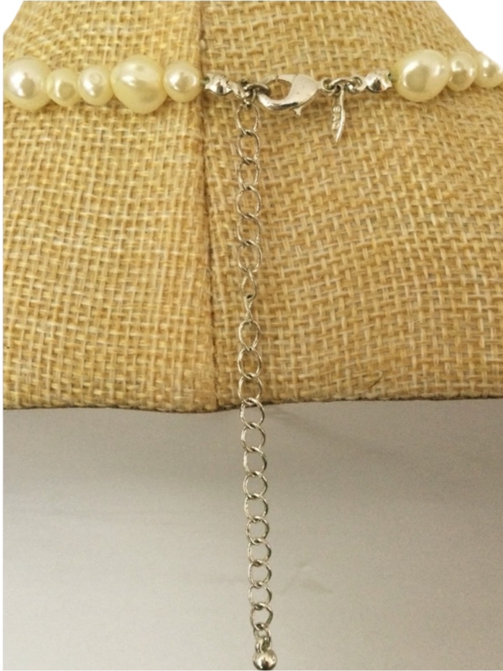 Vintage AVON SAC Silver-Tone Faux Baroque Pearl Necklace - Picture 12 of 15